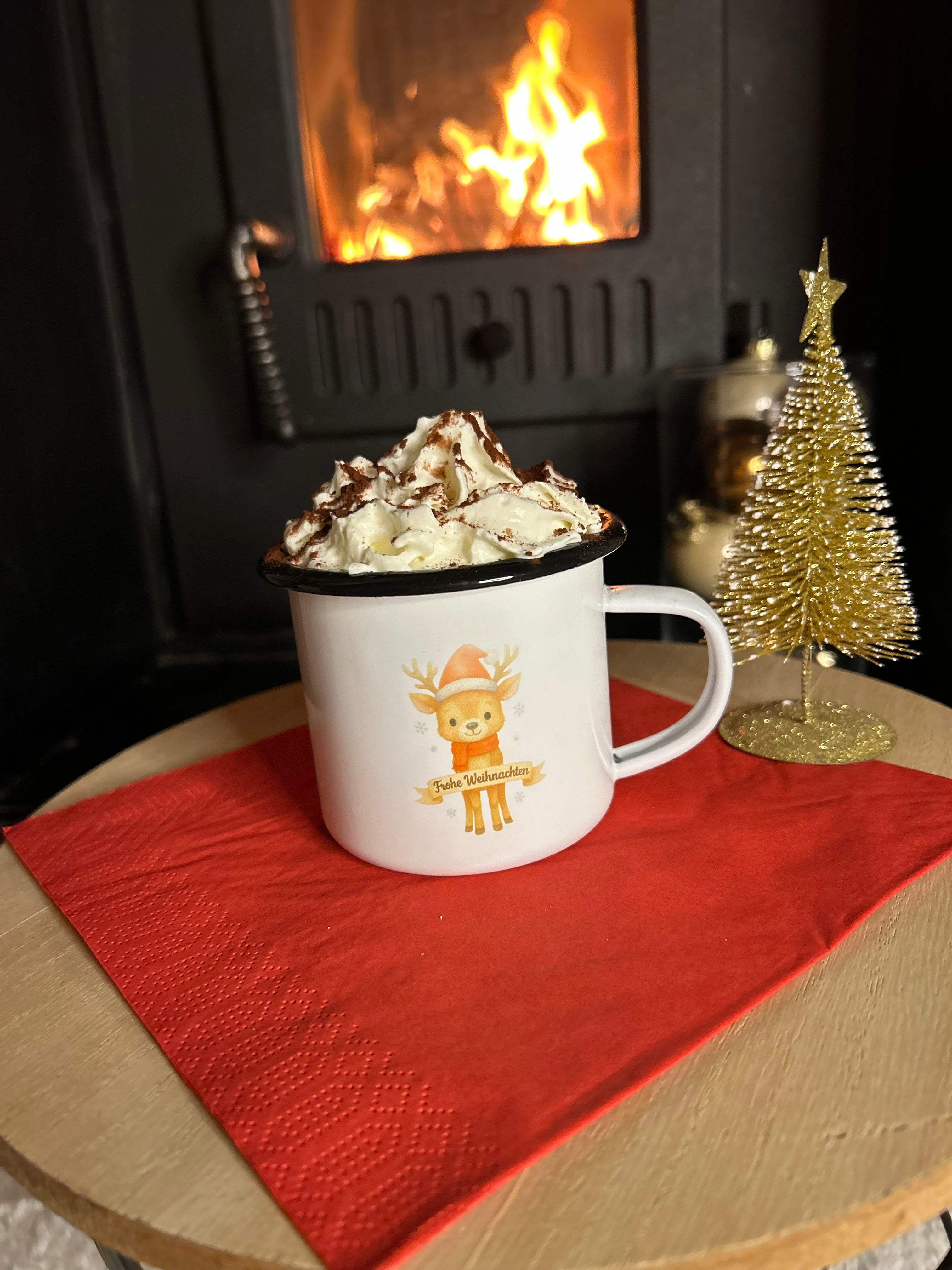 Emaille Tasse - Süßes Weihnachts-Reh